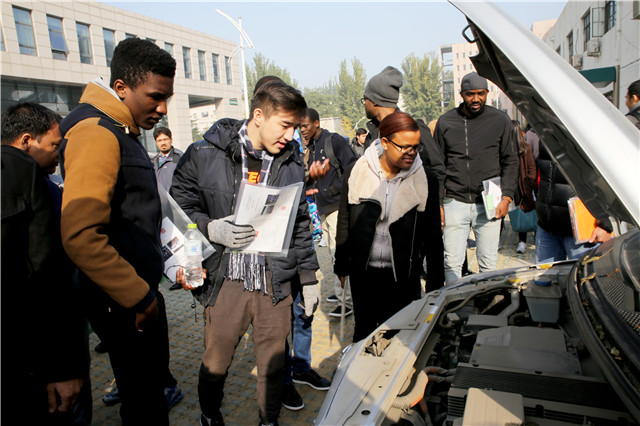 北理工举办2016年感知中国--中国科技创新与