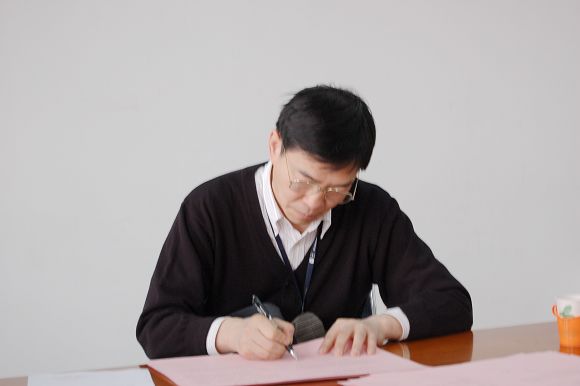 光电学院党委召开学习实践科学发展观研讨会